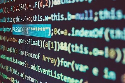 Computer Codes auf einem Bildschirm